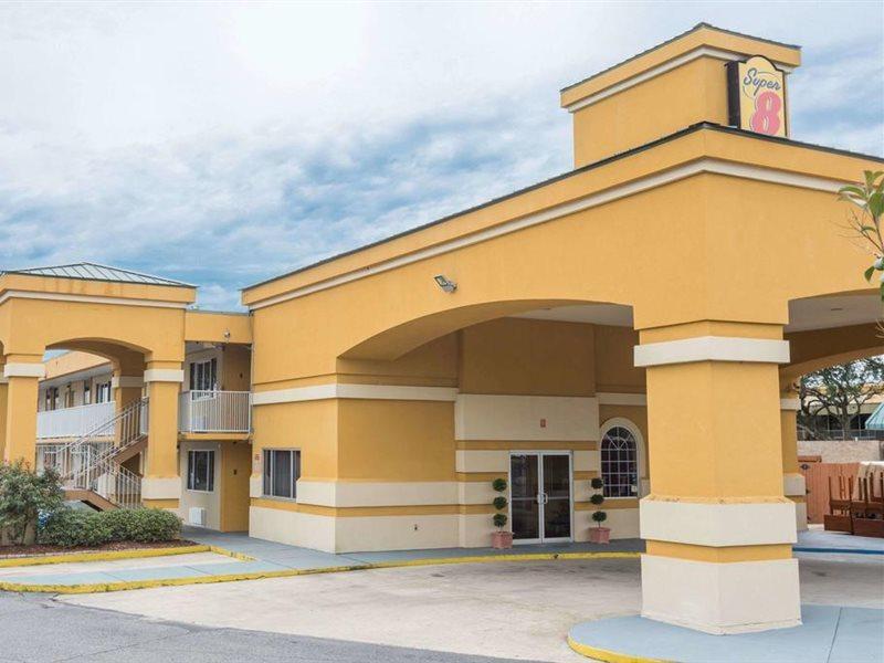 Super 8 By Wyndham Baton Rouge/I-10 Inniswold Exterior foto